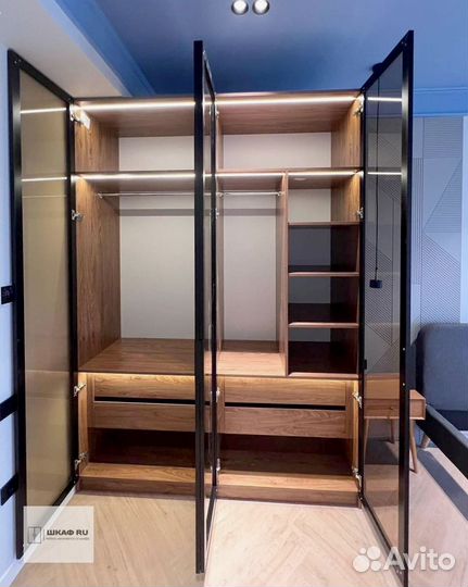 Шкаф в прихожую