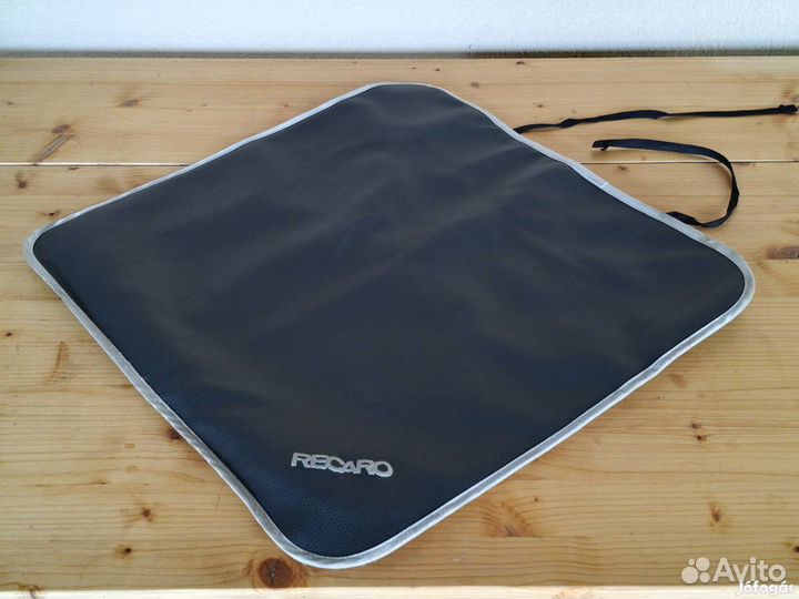 Защитный коврик recaro