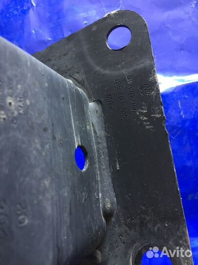 Усилитель заднего бампера Volkswagen Passat B6