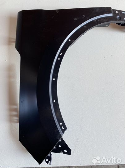 Левое переднее крело форд эксплоер 5