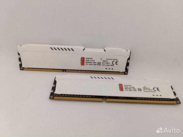 Озу Kingston DDR3 4Gb HyperX fury White 1866Mhz