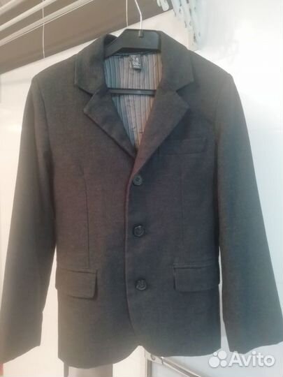 Пиджак для мальчика 128