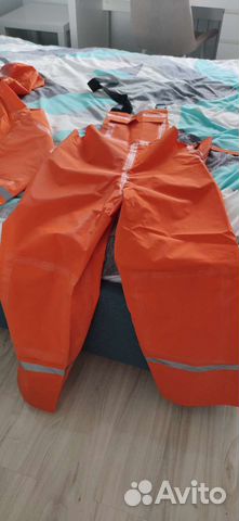 Водозащитный костюм