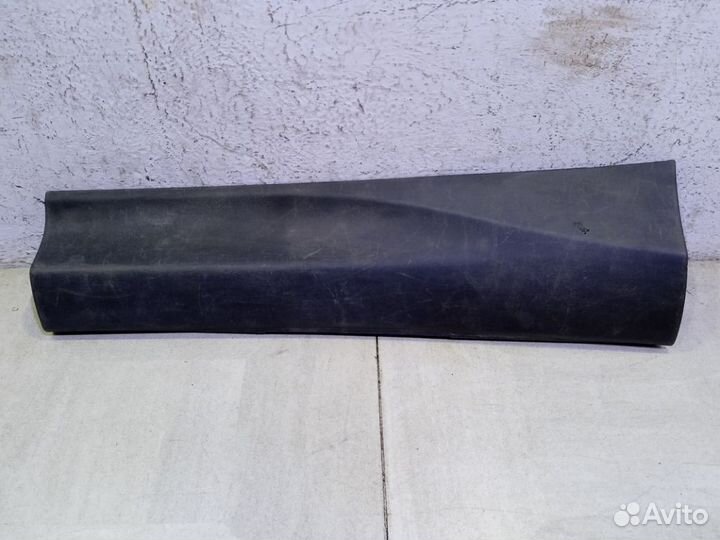 Накладка двери задней левой