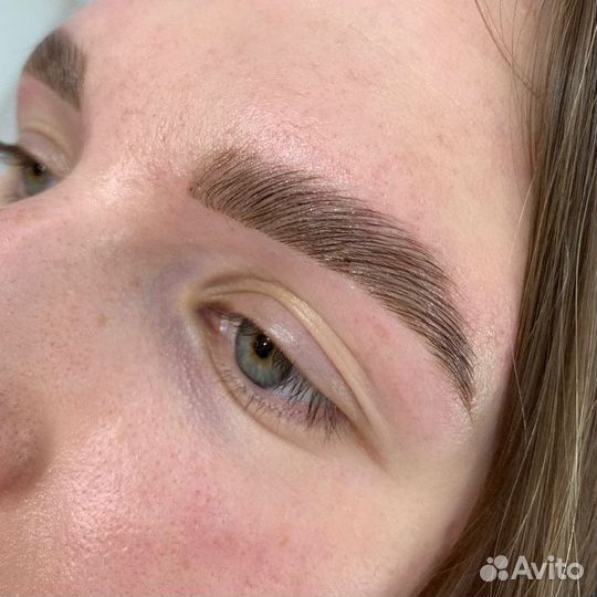 Мастер бровист, брови, оформление бровей