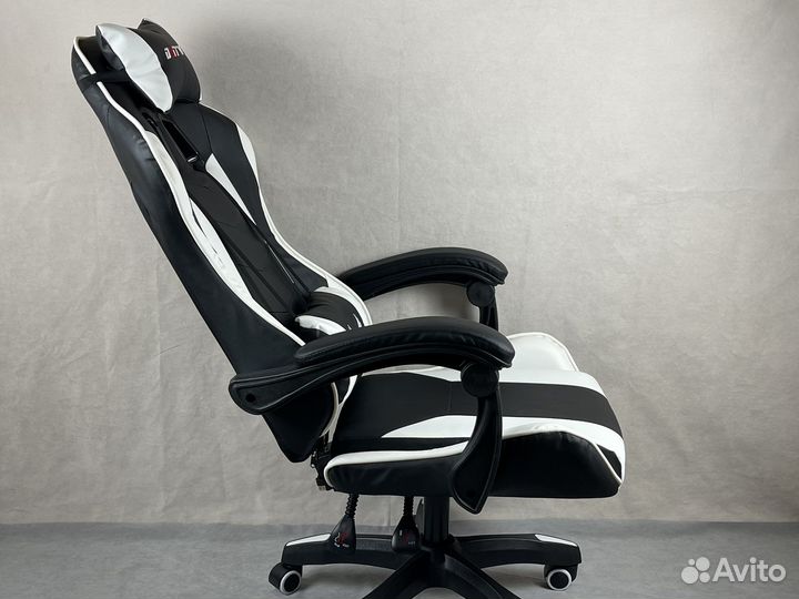 Игровое компьютерное кресло новое