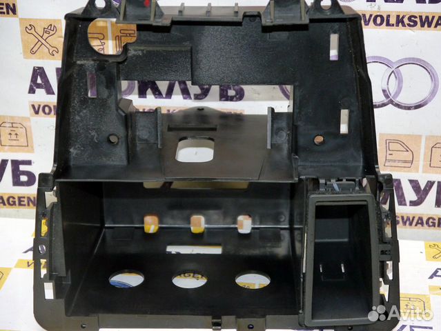 Крепление магнитолы Вольво XC70 S60