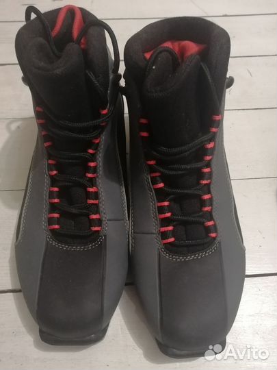 Лыжные ботинки fischer