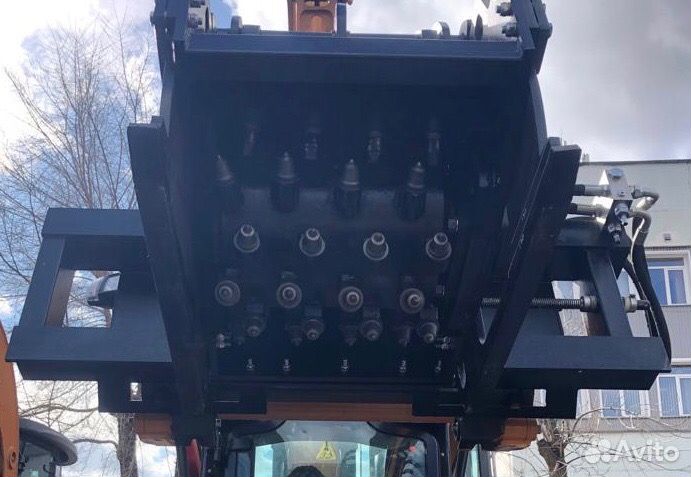 Фреза на экскаватор погрузчик 1000 мм