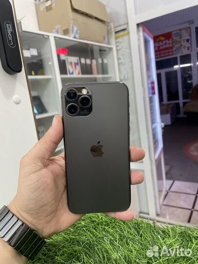 iPhone 11 Pro, 256 ГБ