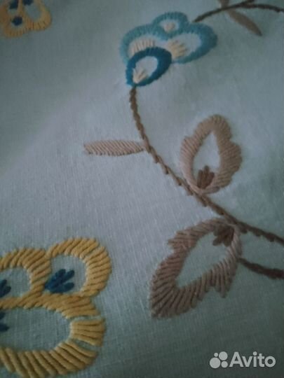 Скатерть Винтаж Европа Ручная вышивка 92х130 см