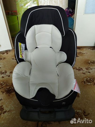 Детское автокресло Carmate Zutto 3 Style