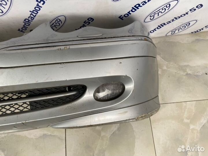 Бампер передний Mercedes-Benz C-Class W203