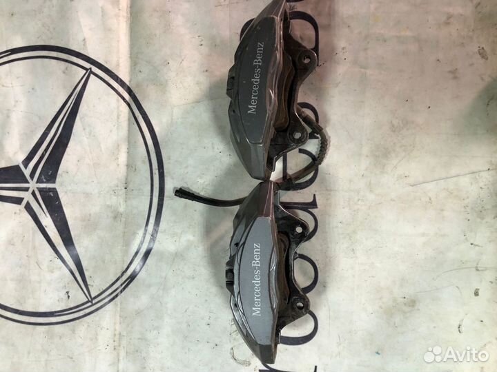 Суппорта передние на Мерседес 222