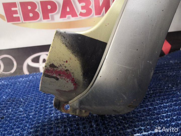 Крыло переднее правое Toyota Funcargo