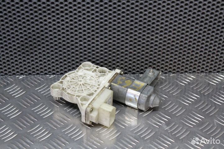 Моторчик стеклоподъемника BMW 7 E65 E66