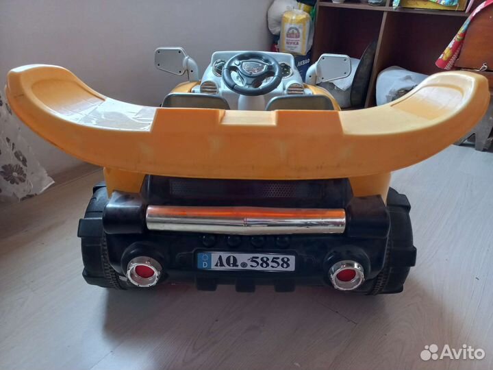 Электромобиль.Дет.машина на аккумуляторе с пультом