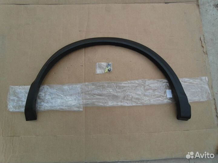 Молдинг крыла задний правый Nissan Qashqai J11 рес