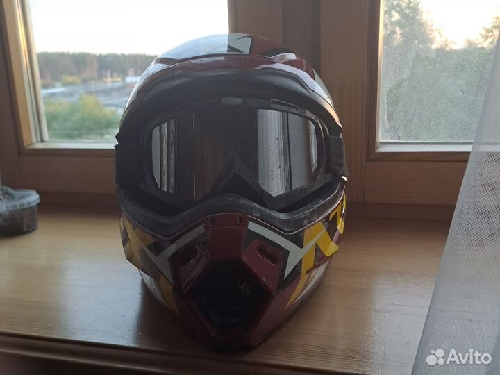 Кроссовый шлем