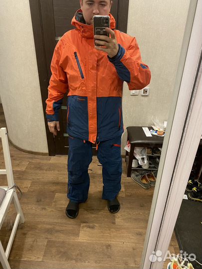 Горнолыжный сноубордический костюм armada