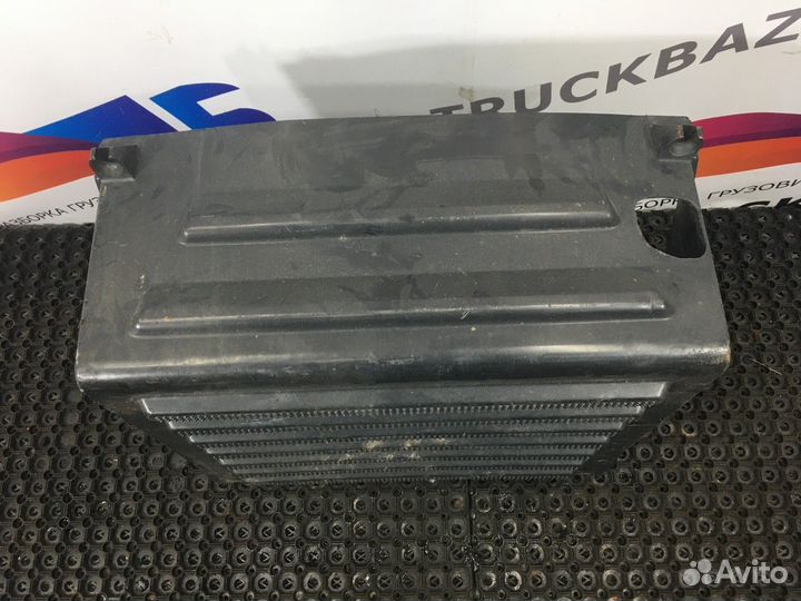 Крышка ящика акб Volvo FH, Volvo FM