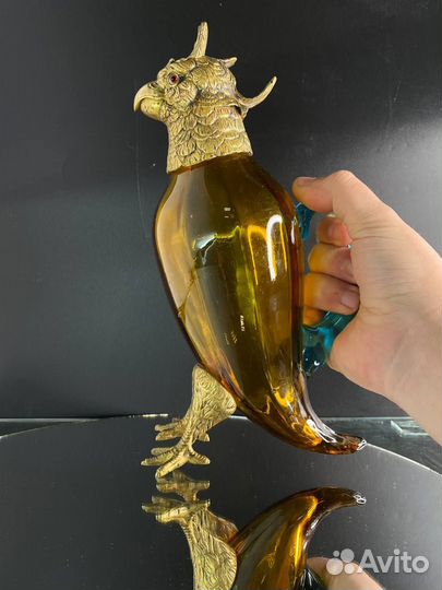 Антикварный графин в виде птицы