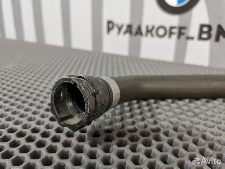 Патрубок системы охлаждения Bmw X5 E53 M54B30 2004