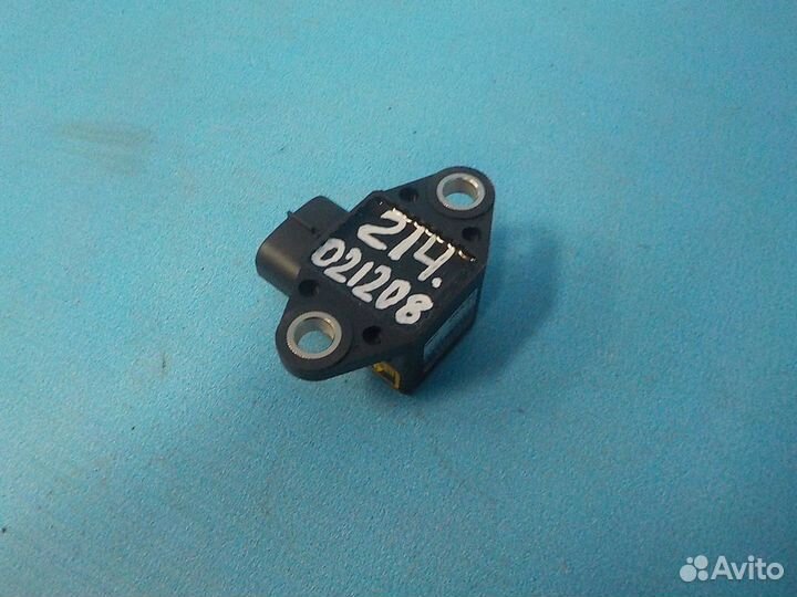 Датчик Air Bag toyota Rav 4 III (ACA30) 2006-2013