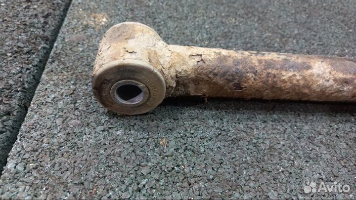 Рычаг Pajero Sport 1