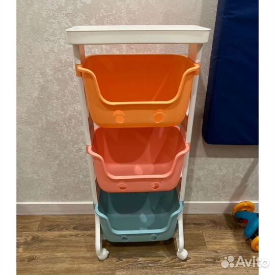 Стеллаж под игрушки новый