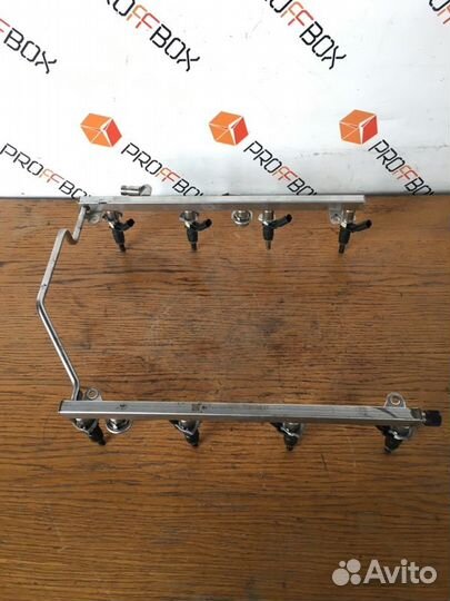 Топливная рампа Mercedes E-Class W211 M273 5.5I