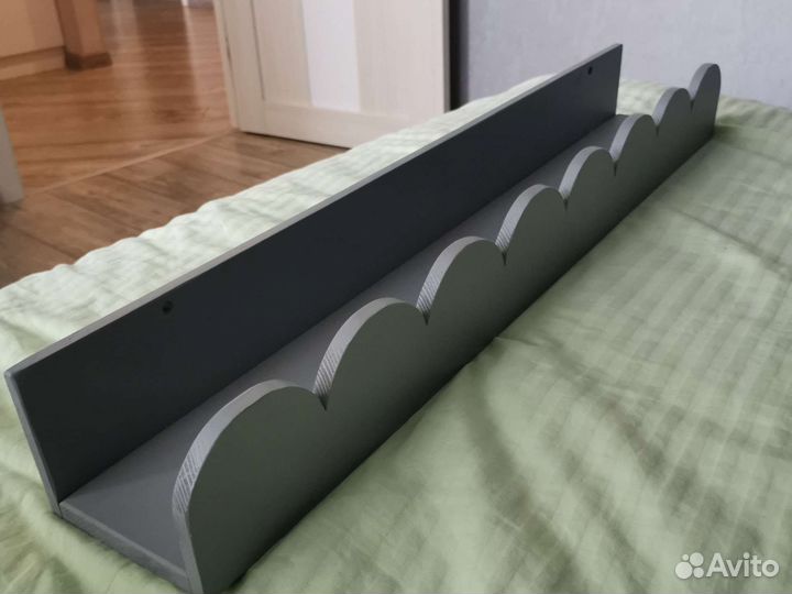 Полочка настенная деревянная