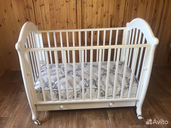 Детская кровать с матрасом (600/1200)