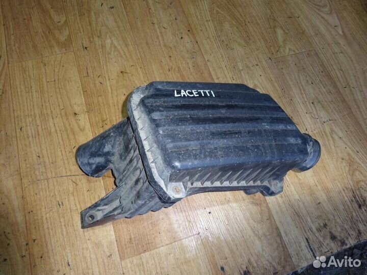Корпус воздушного фильтра Chevrolet Lacetti 2003