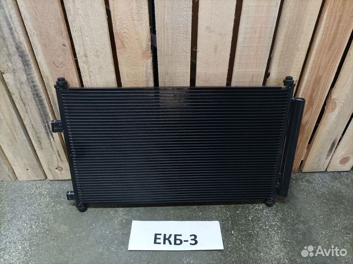 Радиатор кондиционера Toyota RAV4 3 CA30