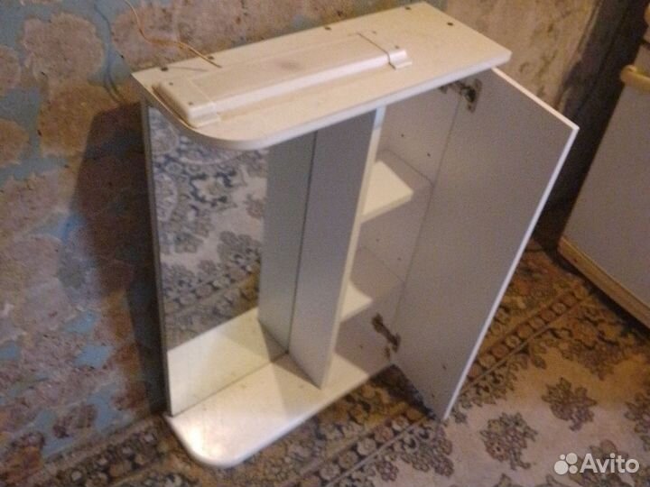 Продам шкафчик в ванную