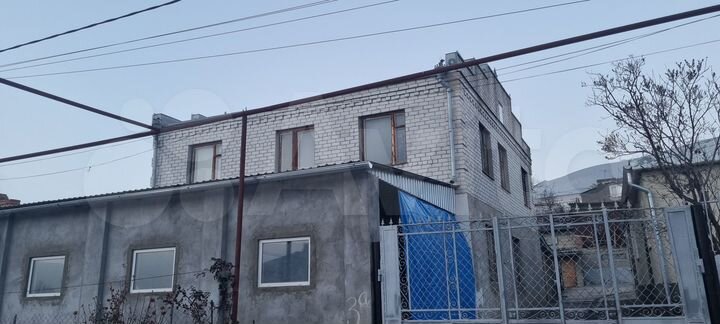 Дом 390 м² на участке 6 сот.