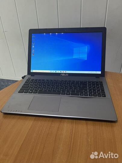 Ноутбук asus X552e 4 ядра, SSD 128, 4 озу