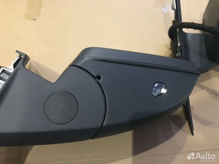 Боковые зеркала на Mercedes W221