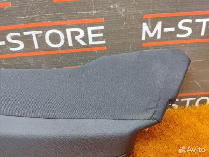 Обшивка стойки левая Audi A4 B8/8K cdnc 2009