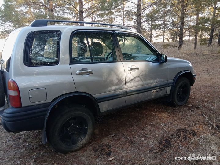 Chevrolet Tracker 2.0 AT, 2000, 270 000 км