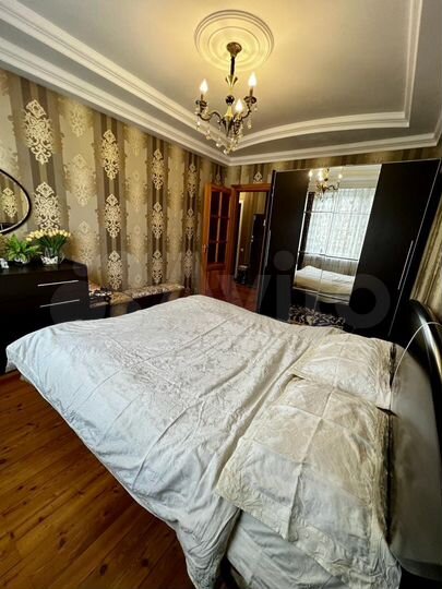 2-к. квартира, 65 м², 1/9 эт.
