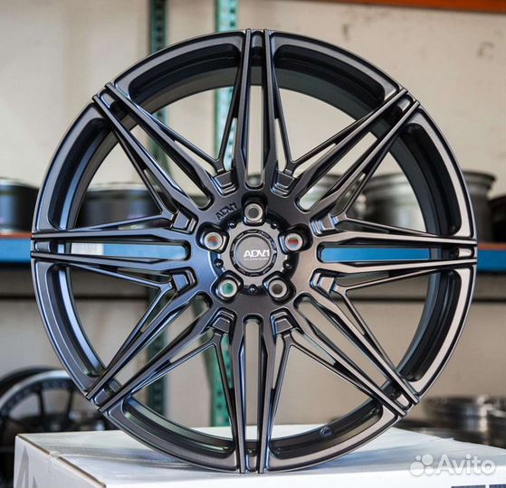 Кованые диски R22 на Tesla Model X ADV.1