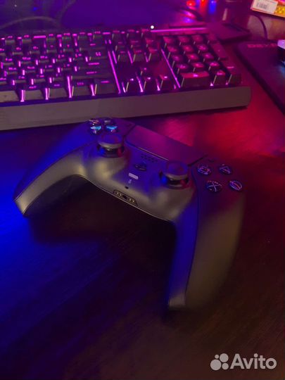 Геймпад PlayStation 5 DualSense