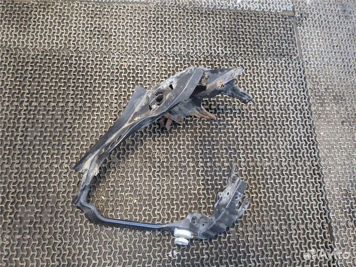 Рамка передняя Mercedes CLS C219, 2006