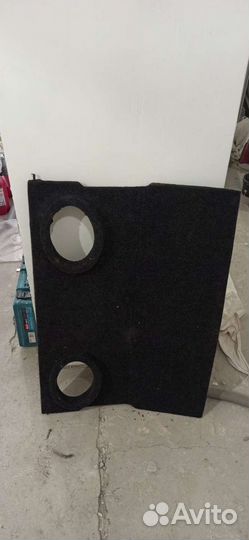 Акустическая полка ваз 2104