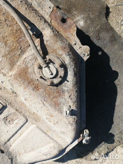 Бензобак Mitsubishi Lancer 9 CS3A 4G18