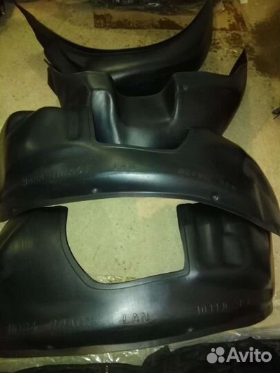 Локеры митсубиши ланцер 9