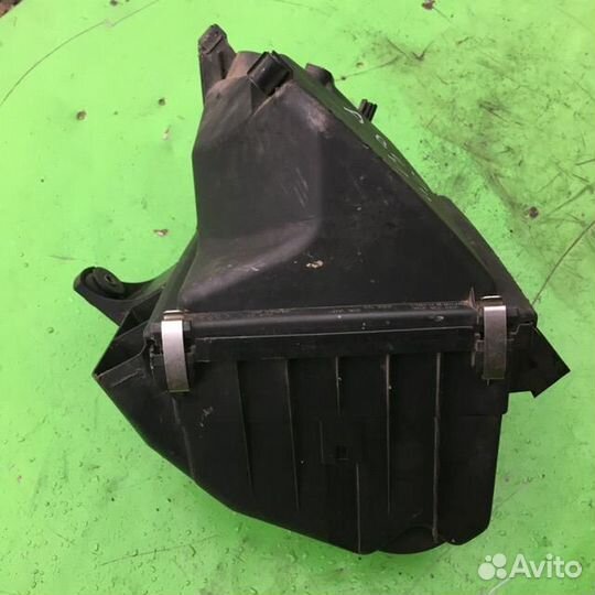 Корпус воздушного фильтра Ауди А6 С5