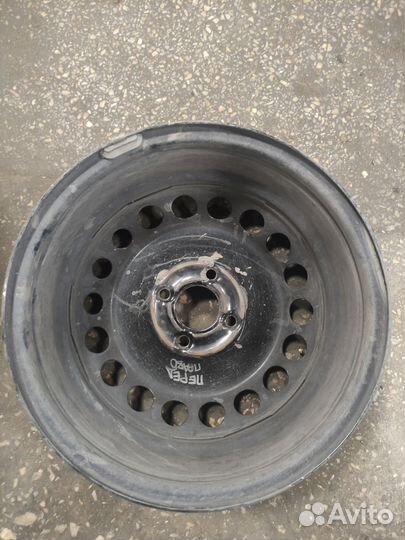 Диски R15 штампованные Renault